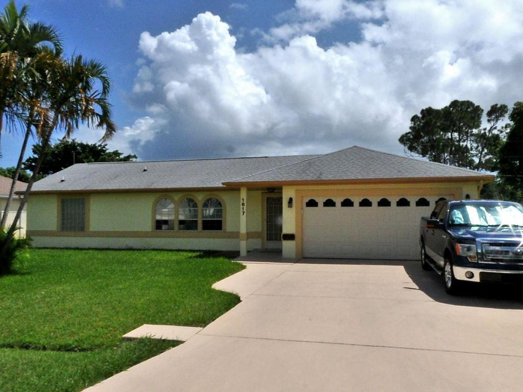 1617 Mansfield Street - Photo 1