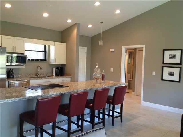 11863 Wimbledon Circle - Photo 1