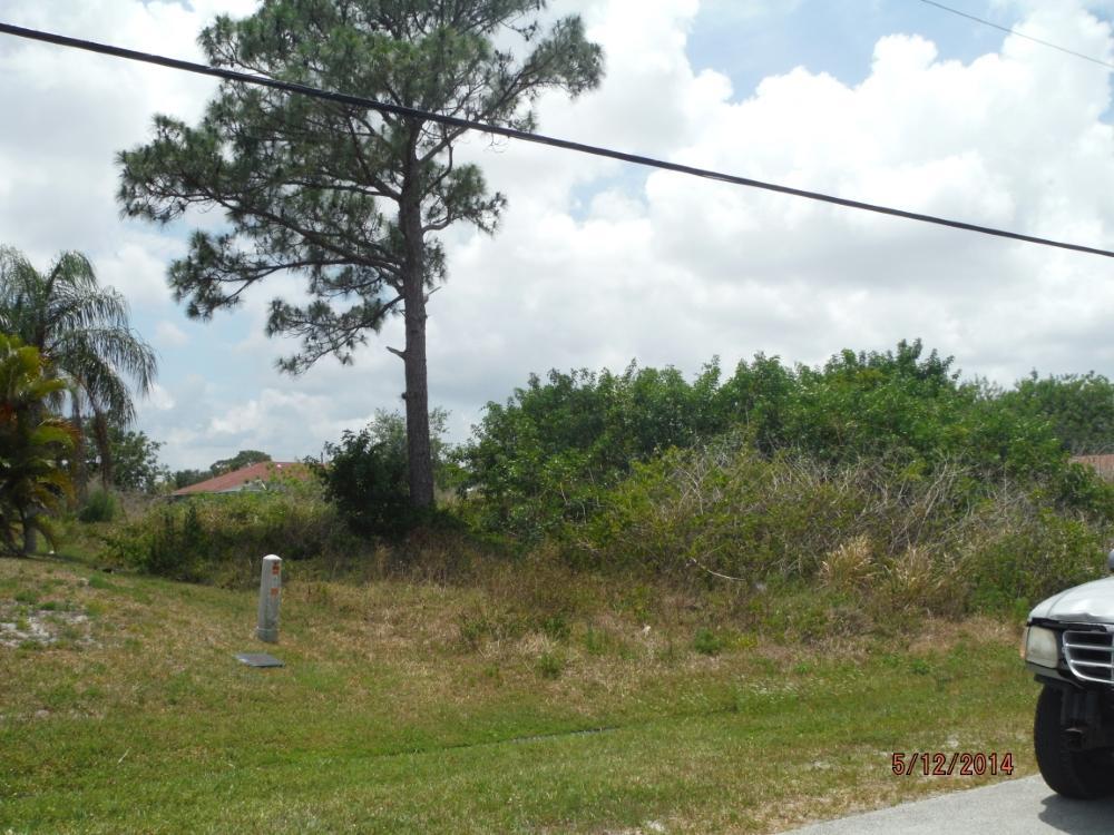 612 Seahouse Drive - Photo 1