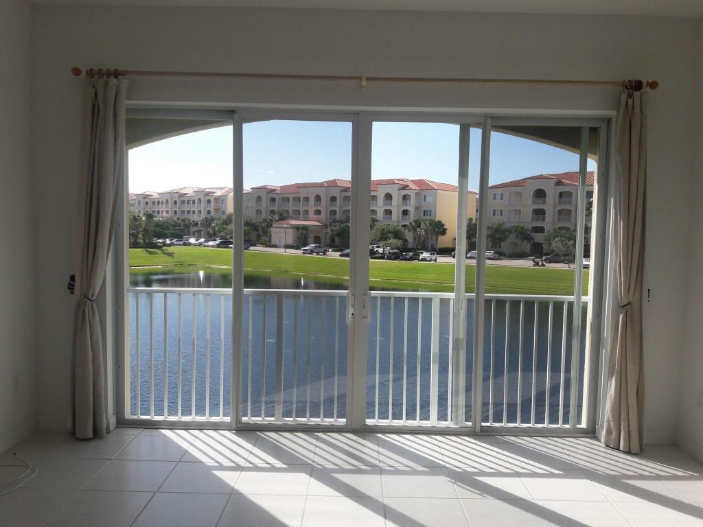 1 Harbour Isle Drive - Photo 1