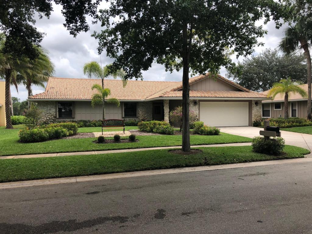 18619 Lake Bend Drive - Photo 1