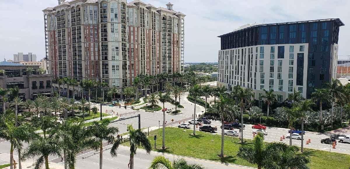 651 Okeechobee Boulevard - Photo 1