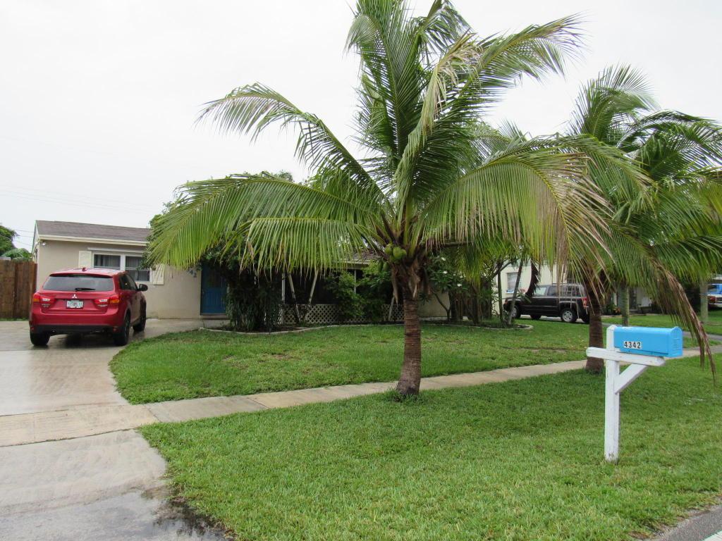 4342 Arbor Way - Photo 1