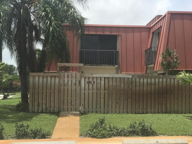3221 Meridian Way S B - Photo 1