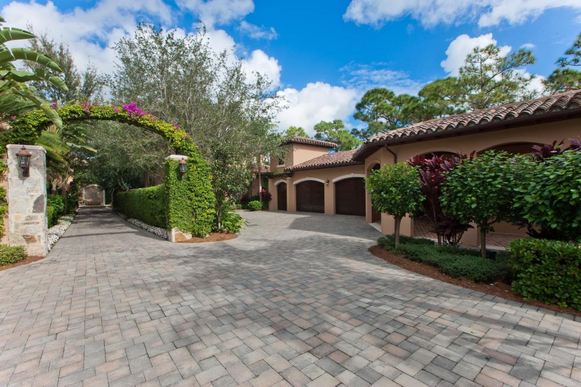 312 Villa Drive - Photo 1