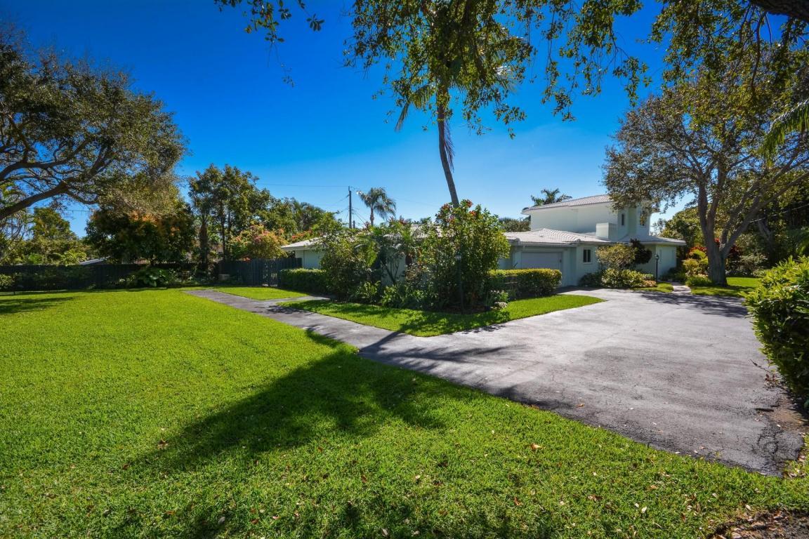 2019 Swinton Avenue - Photo 1
