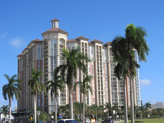 550 Okeechobee Boulevard - Photo 1