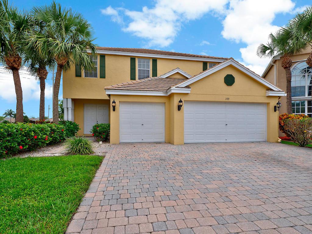 109 Churchill Circle - Photo 1