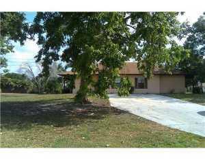 859 11th Terrace - Photo 1