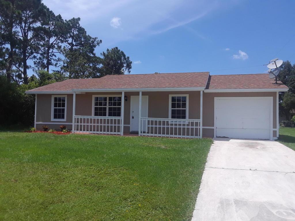 577 Lakehurst Drive - Photo 1
