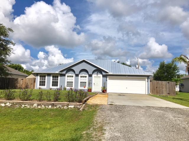 8755 105th Avenue - Photo 1