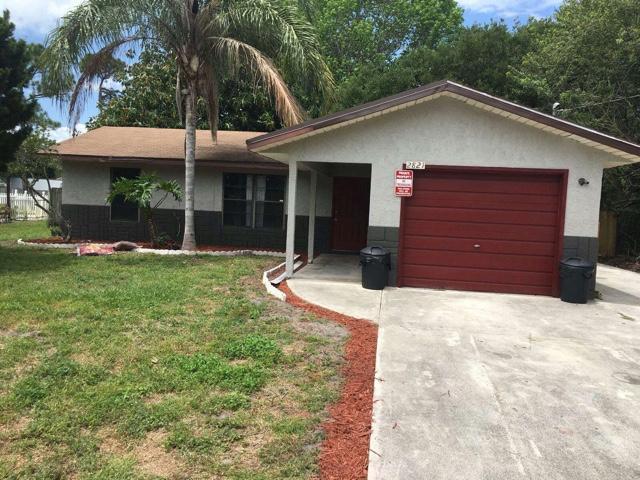 2821 Seneca Avenue - Photo 1