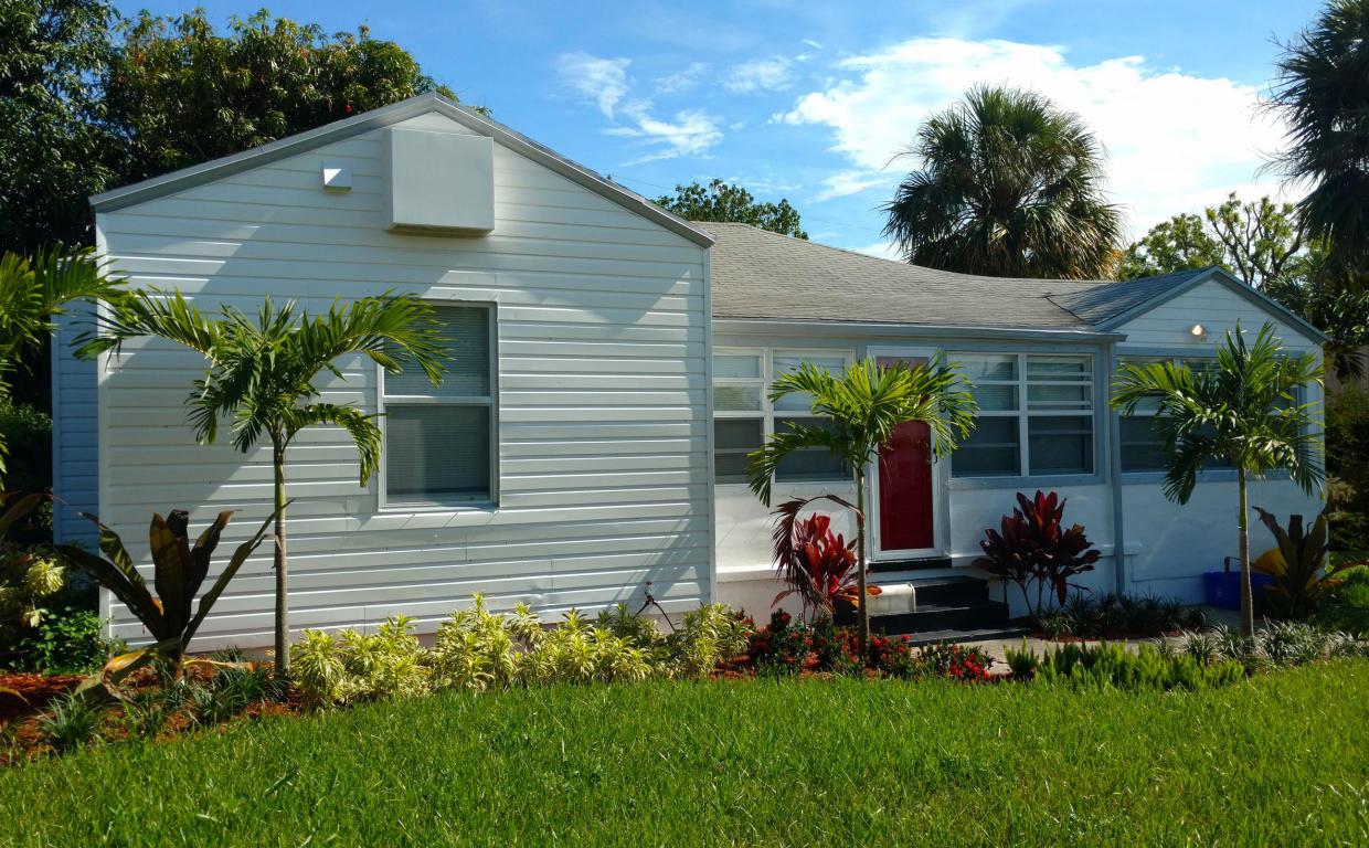 810 Hampton Road - Photo 1