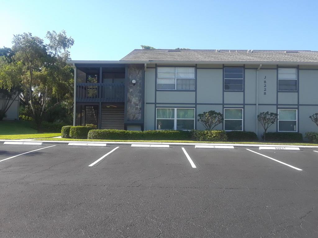 8228 Croft Circle - Photo 1