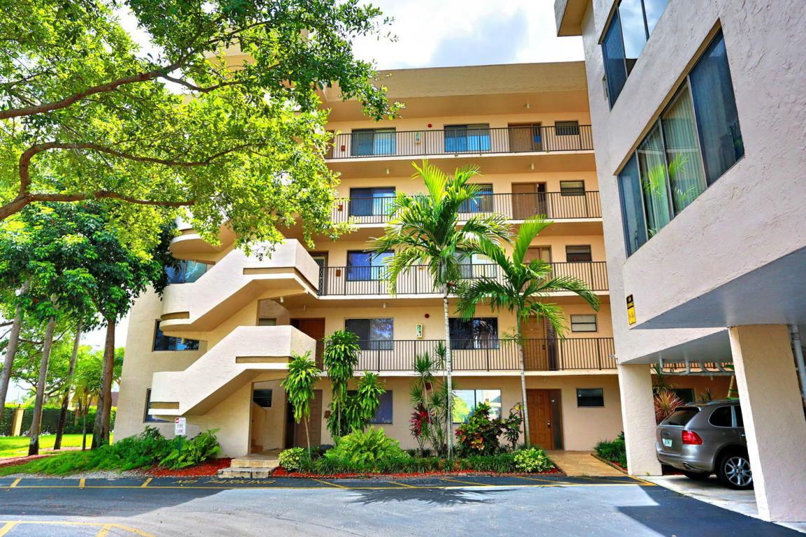 8040 Hampton Boulevard - Photo 1