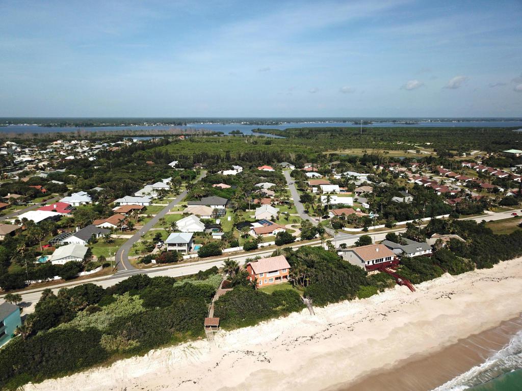 7091 Florida A1a - Photo 1