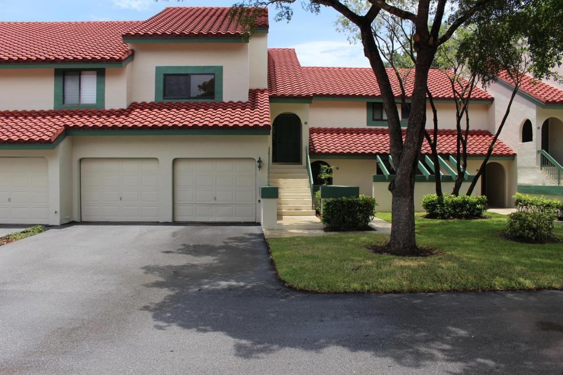 16 Lexington Lane - Photo 1