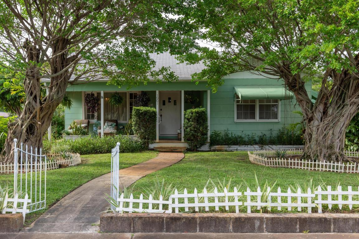 1001 Avon Road - Photo 1