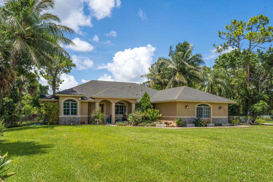 11514 59th Street - Photo 1