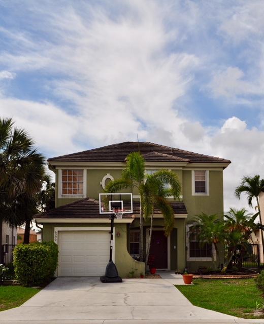 6090 Savannah Way - Photo 1