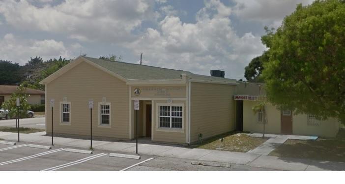 305 Swain Boulevard - Photo 1