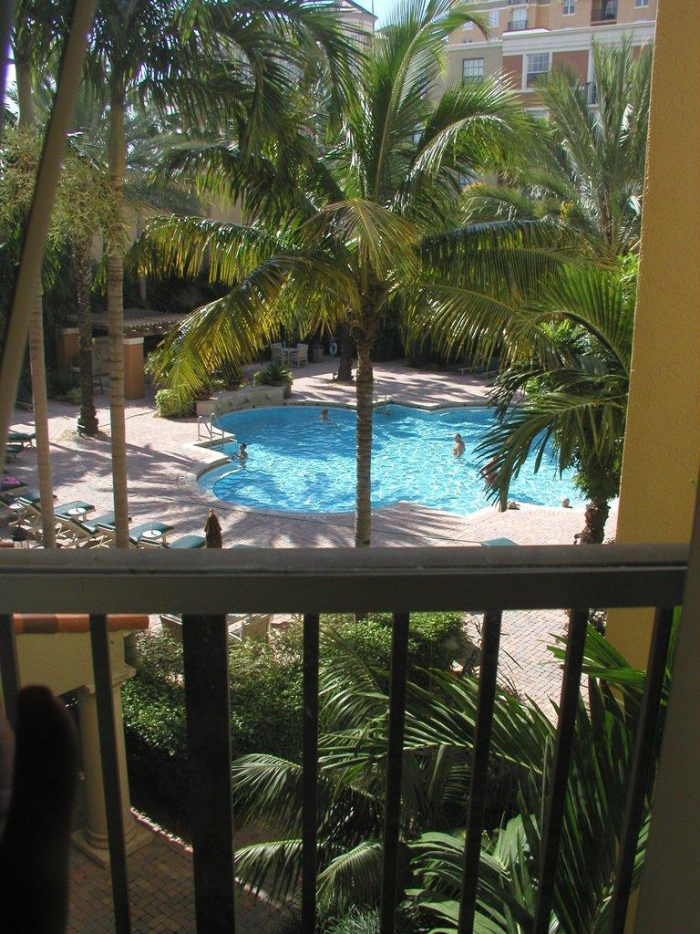 630 Sapodilla Avenue - Photo 1