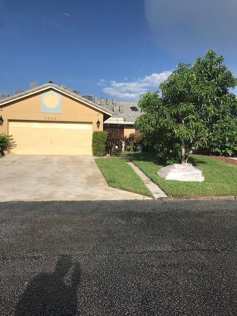 5644 Strawberry Lakes Circle - Photo 1