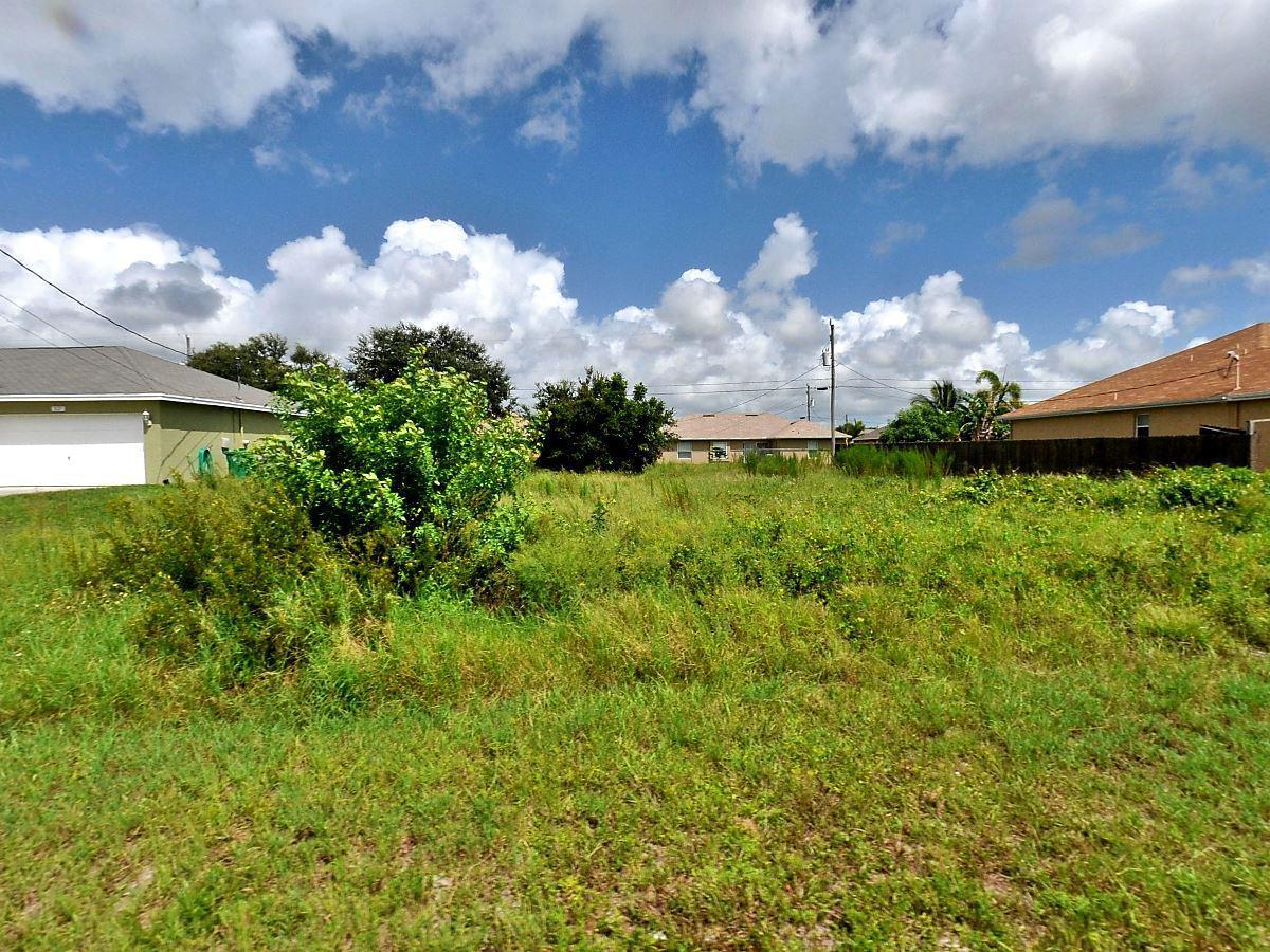 525 Fifer Avenue - Photo 1