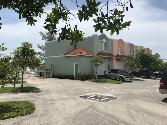 2727 Rosemary Avenue - Photo 1