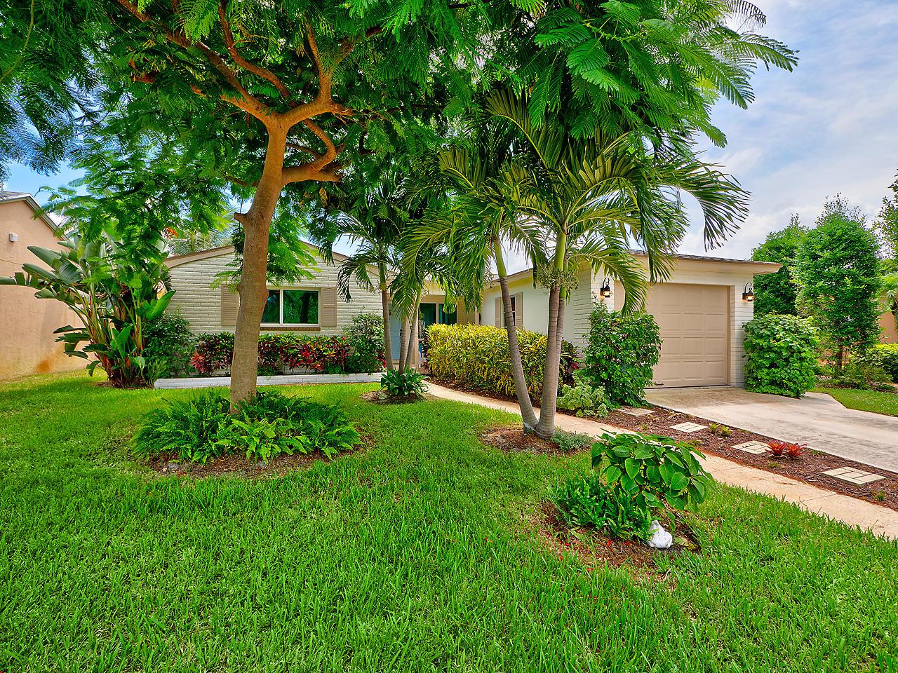 151 Harvard Drive - Photo 1