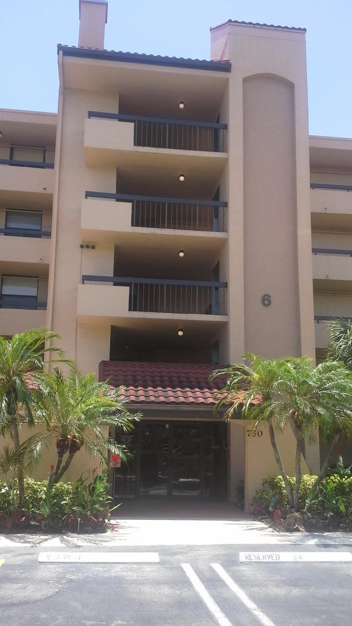 750 Egret Circle - Photo 1