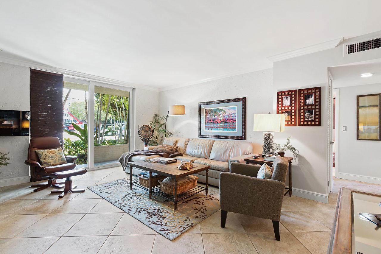 139 Sunrise Avenue - Photo 1