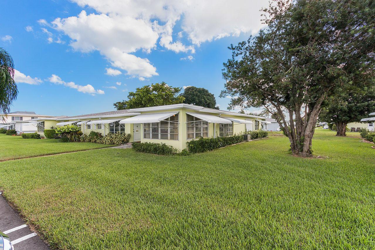 240 Main Boulevard - Photo 1