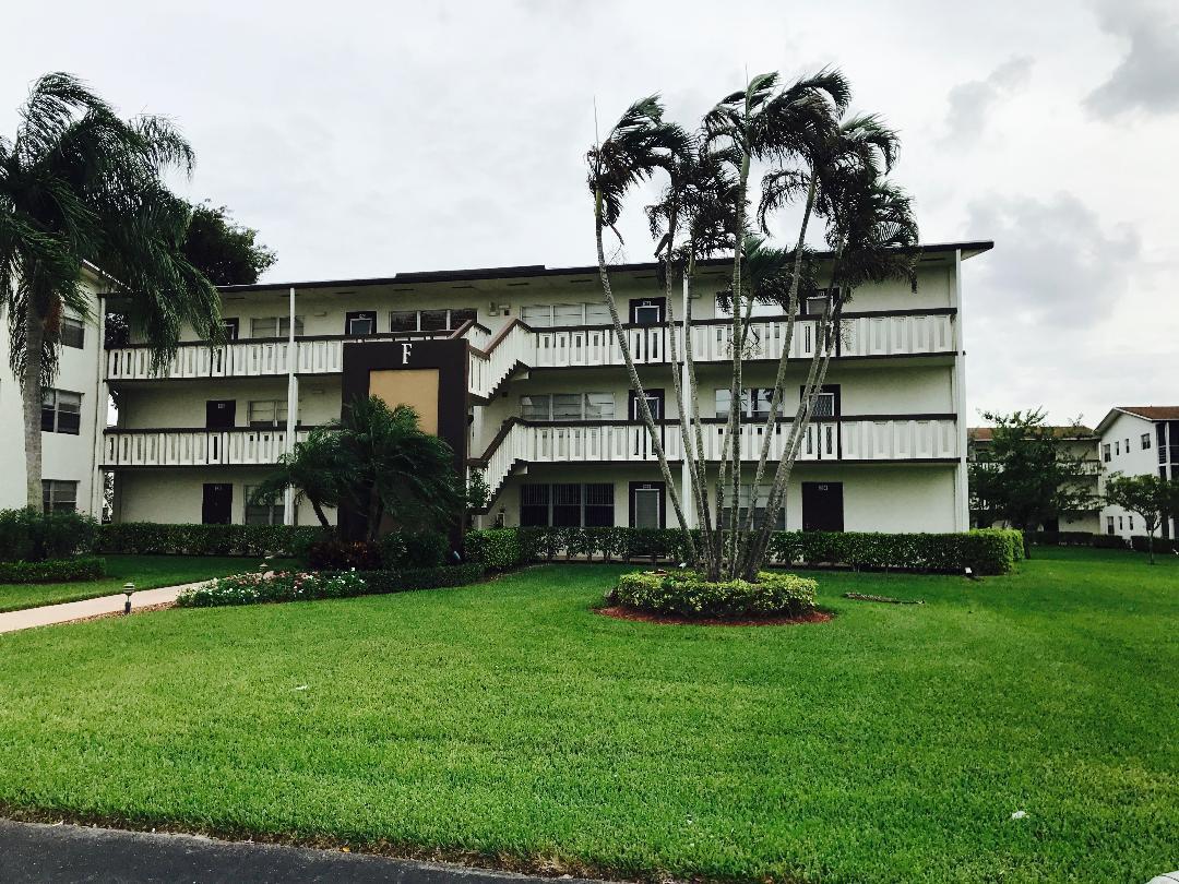 252 Suffolk F - Photo 1