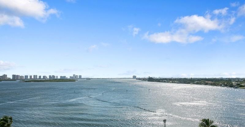 100 Lakeshore Drive - Photo 1