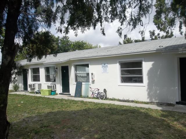 3011 Windsor Avenue - Photo 1