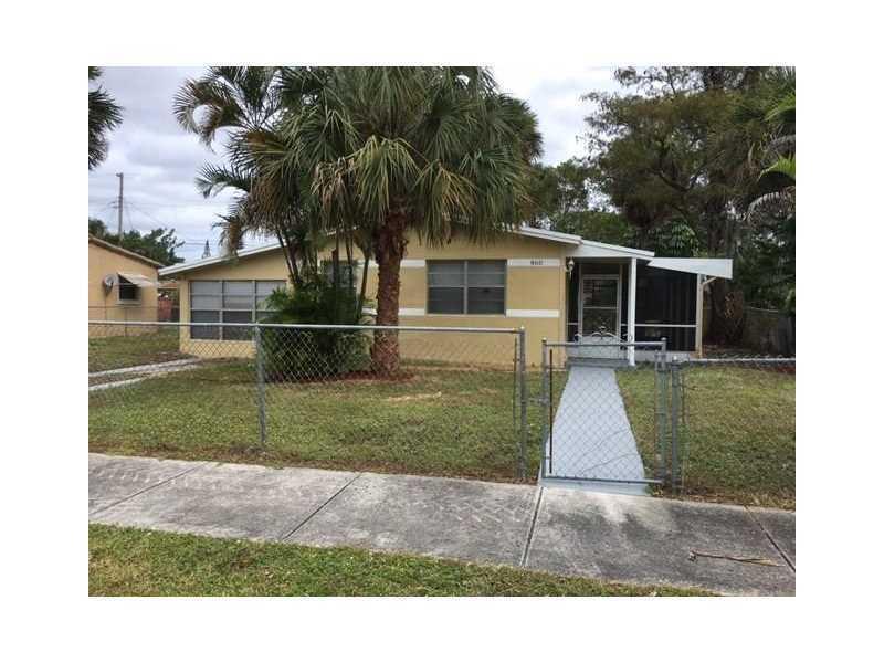 860 34th Terrace - Photo 1