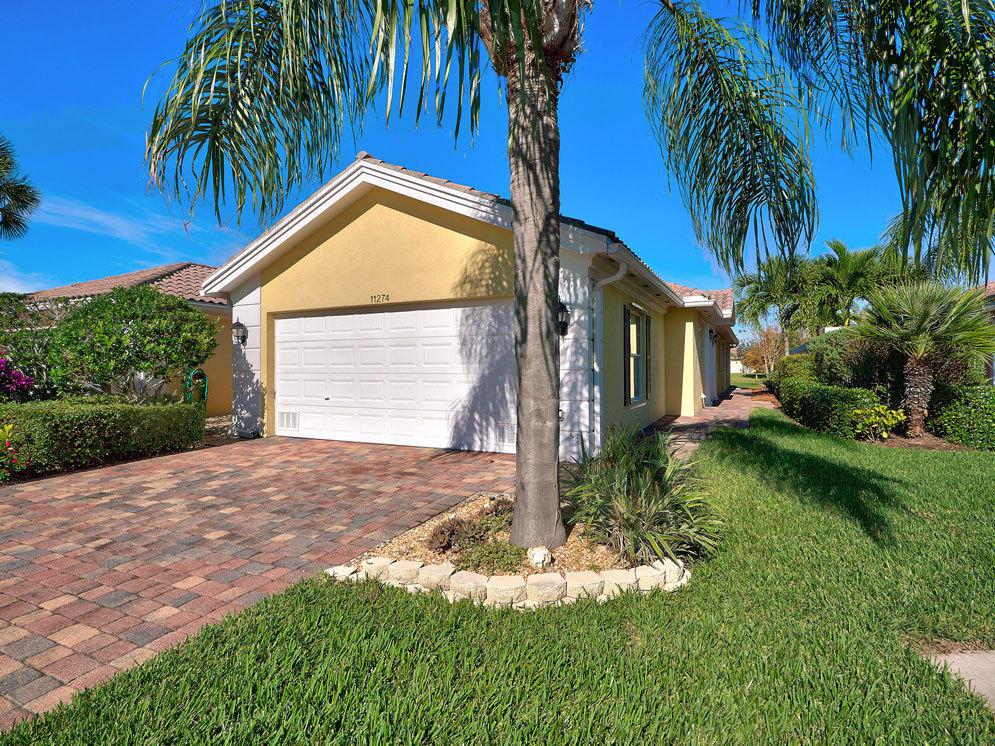 11274 Pembroke Drive - Photo 1