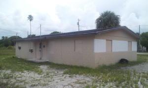 809 Ave G - Photo 1