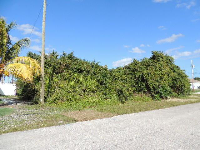 601 Mchole Avenue - Photo 1