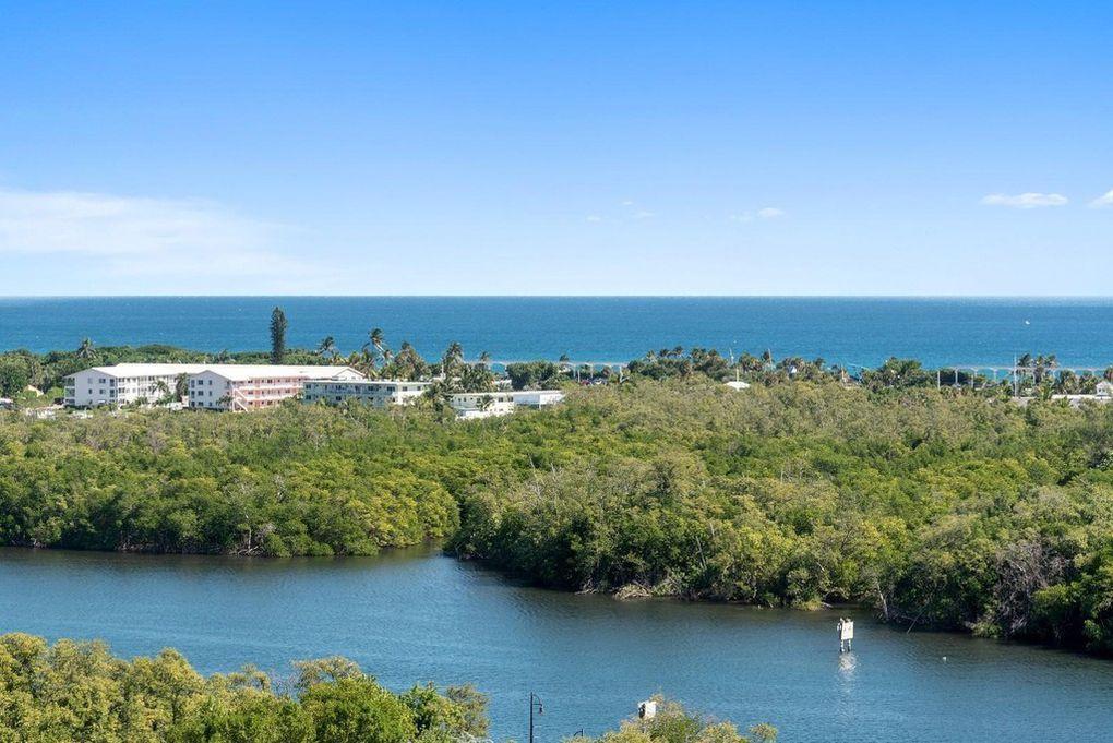 700 Boynton Beach Boulevard - Photo 1