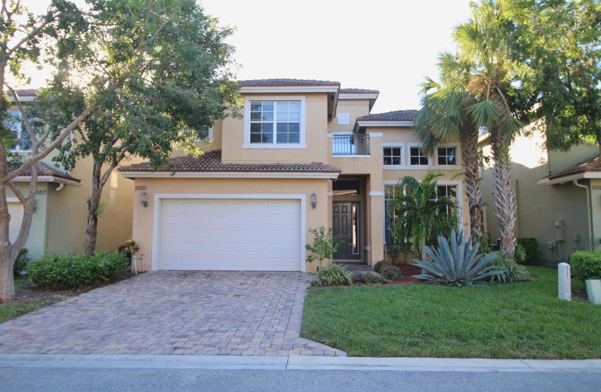 10211 Isle Wynd Court - Photo 1