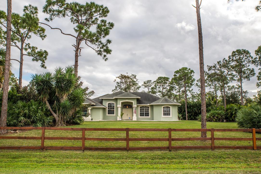 18384 93rd Road - Photo 1