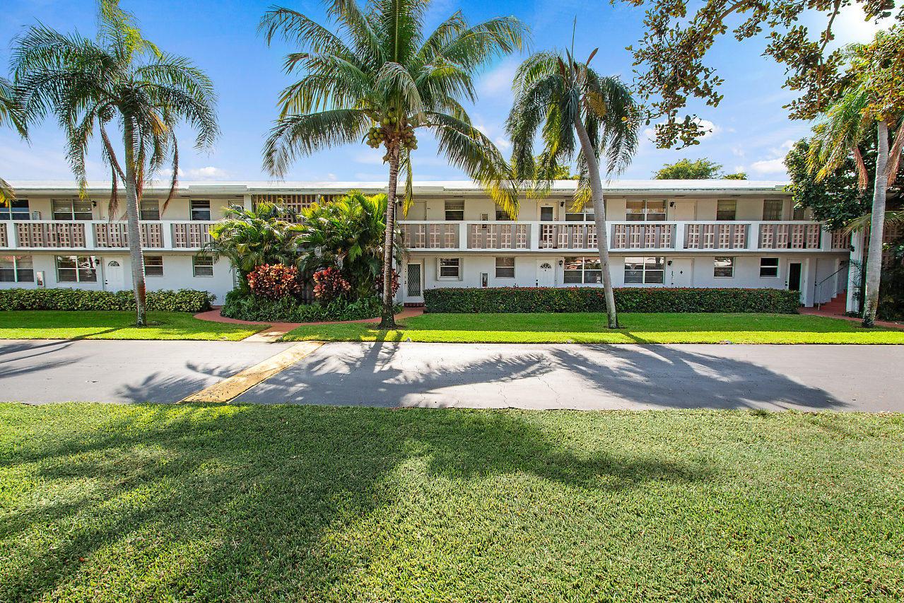 30 13th Street - Photo 1