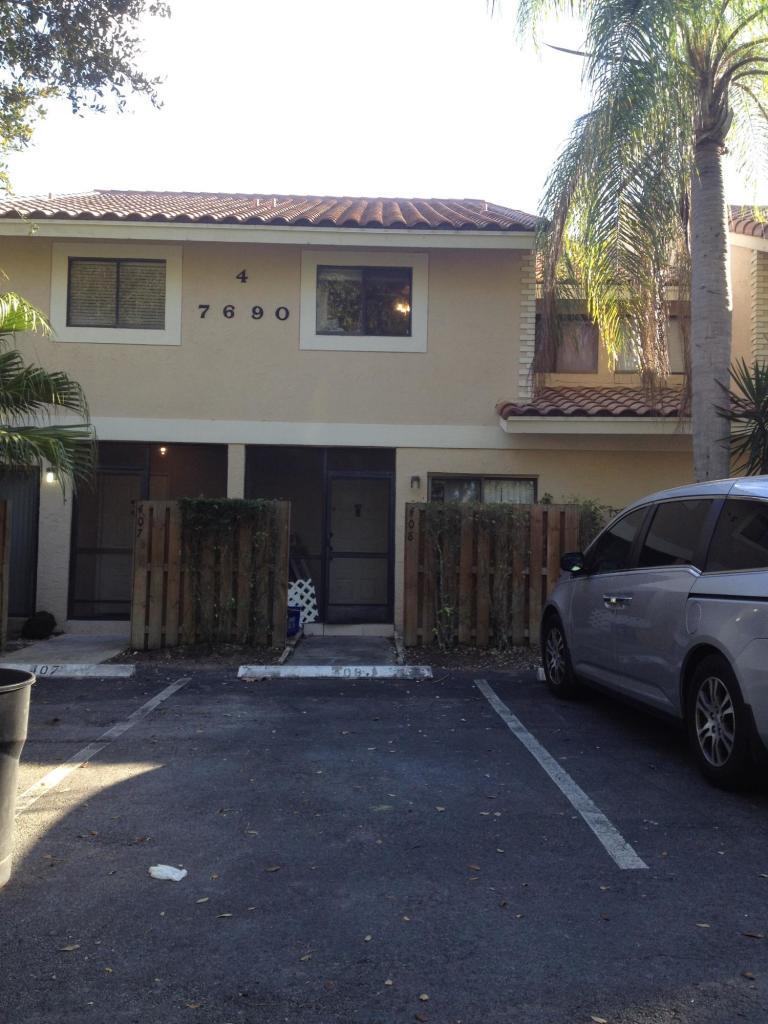 7690 Lago Del Mar Drive - Photo 1