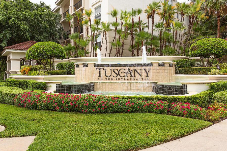 3416 Tuscany Way - Photo 1