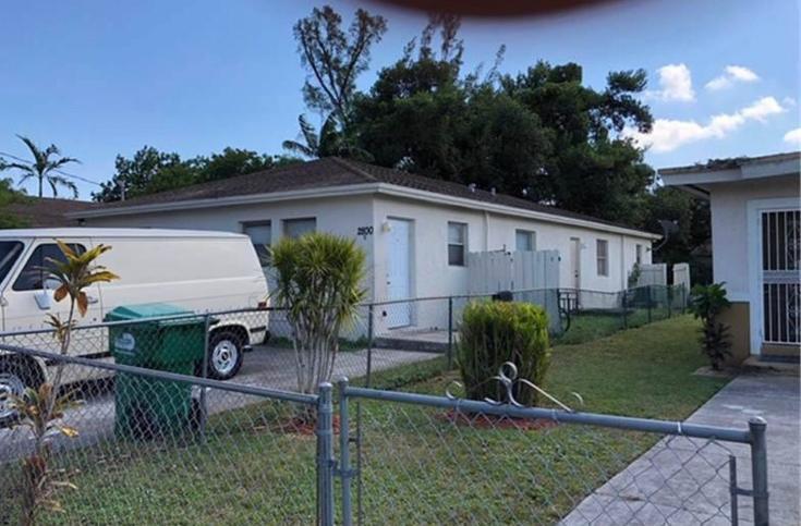 2800 48th Street - Photo 1