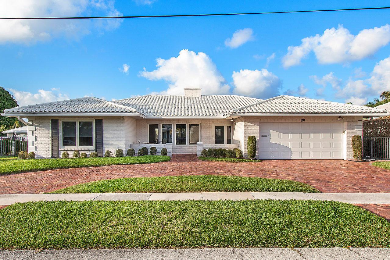 691 Elm Tree Lane - Photo 1