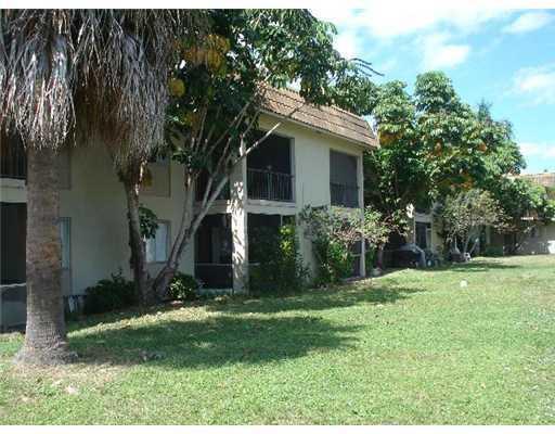 6106 Forest Hill Boulevard - Photo 1