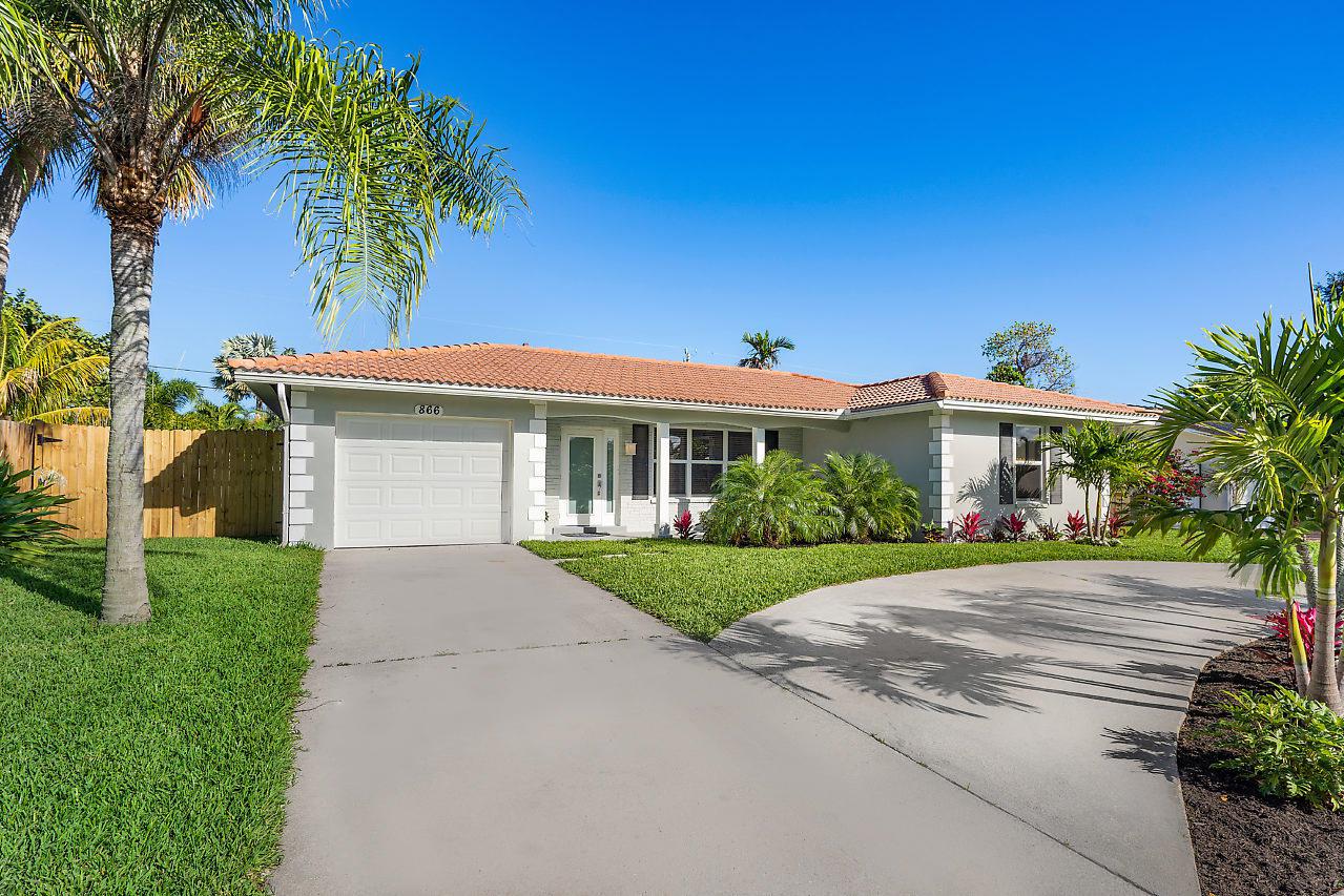 866 12th Avenue - Photo 1